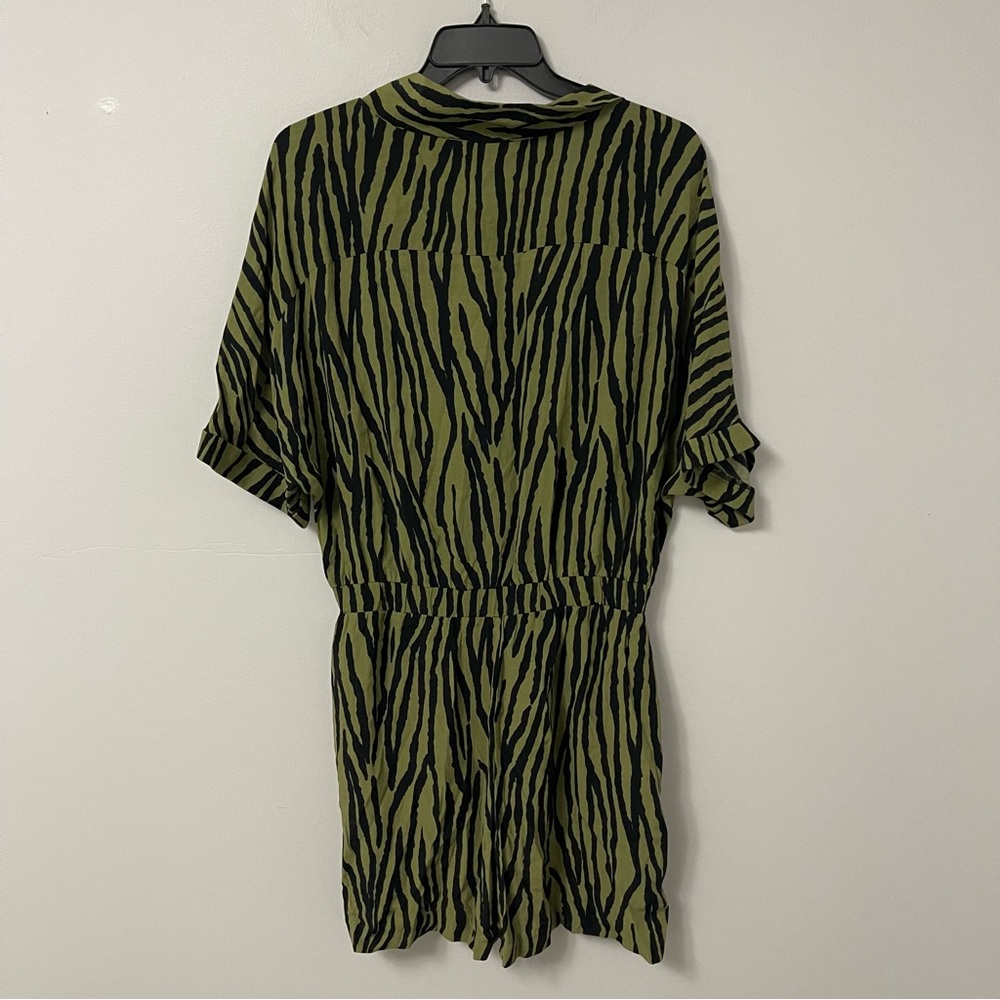 Zara green Tiger print romper jumpsuit - Picture 6 of 6